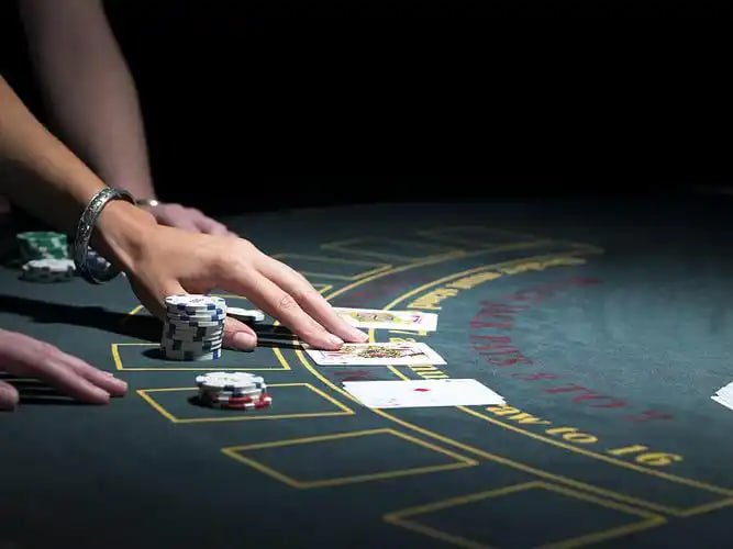 Giao diện live casino hi887 với dealer người thật phát sóng trực tiếp